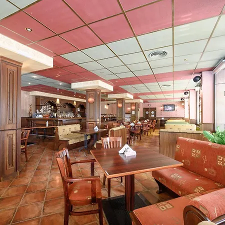 Royal מלון גולדן סנדס