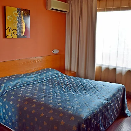 מלון Royal גולדן סנדס